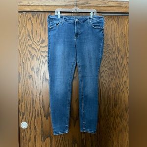 Silver Jeans Co elyse skinny jeans